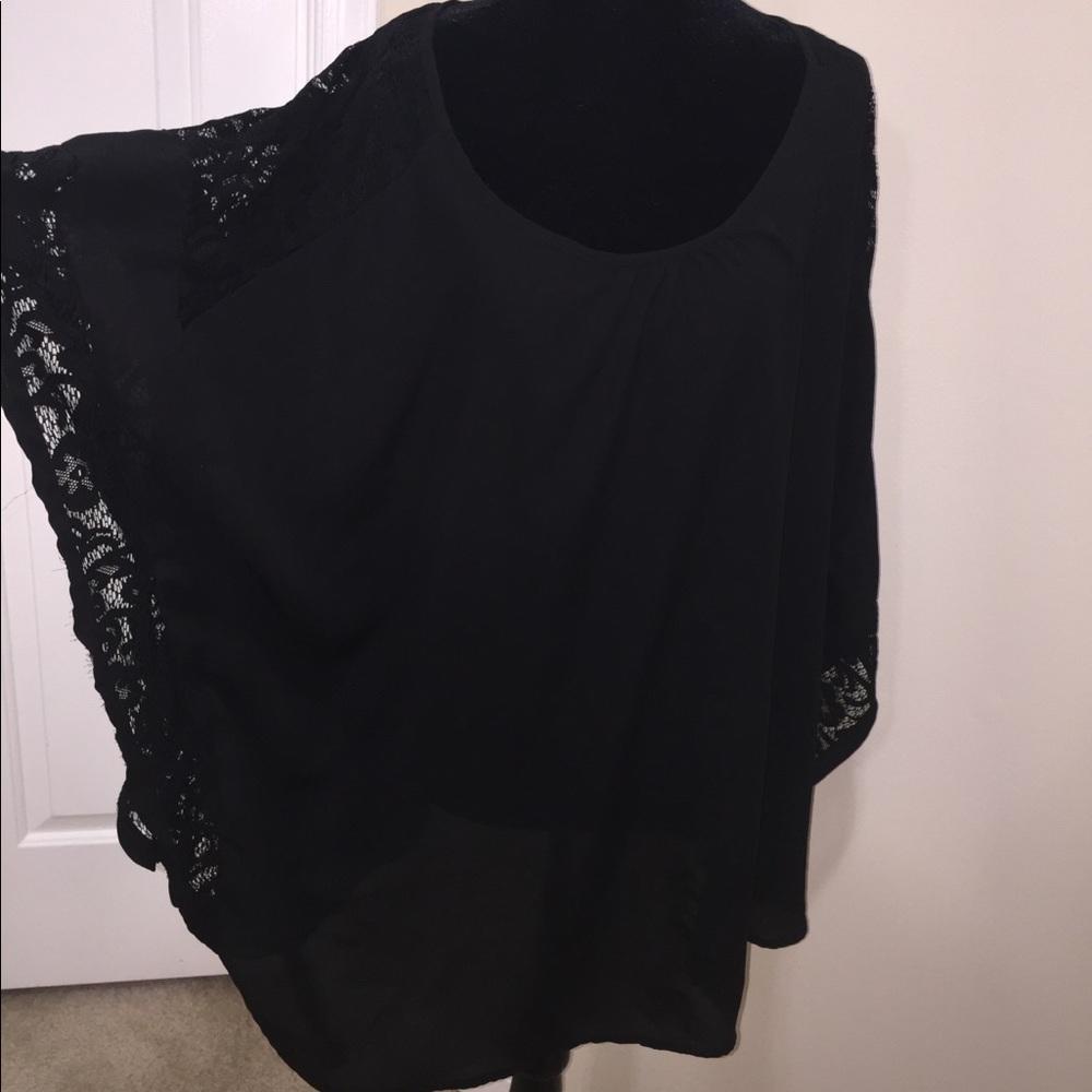 Plus dolman sleeve top